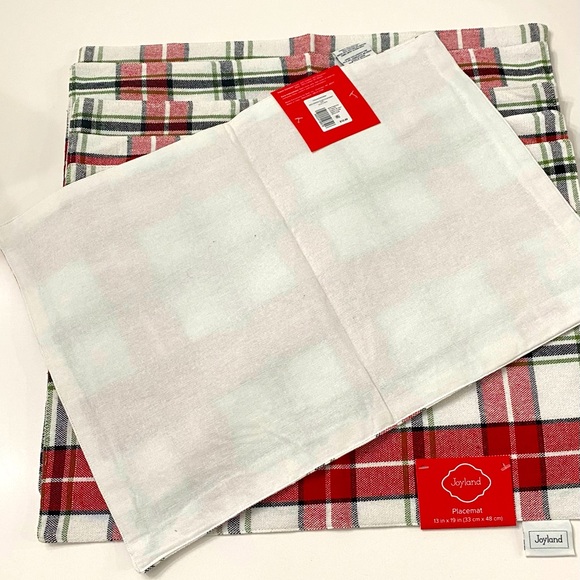 Joyland Cloth Dining Placemats Red, Black, Green Plaid Holiday Christmas Set 6 - Picture 3 of 5